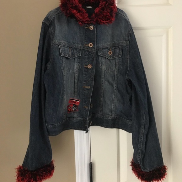 Jean jacket - Picture 1 of 4